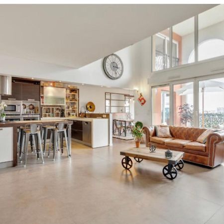 Bed And Breakfast Luxe La Defense U-Arena كوربوفوا المظهر الخارجي الصورة