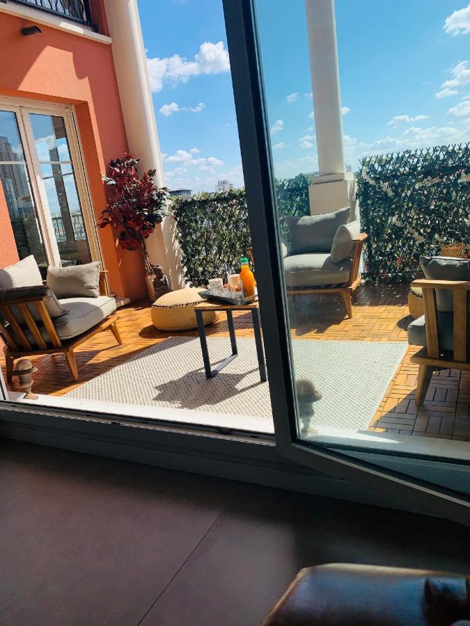 Bed And Breakfast Luxe La Defense U-Arena كوربوفوا المظهر الخارجي الصورة